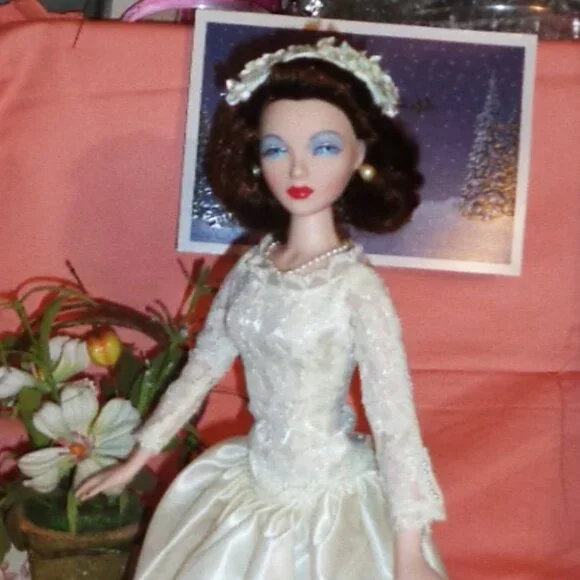 NEW-SIMPLE ELEGANCE CREAM GOWN ENSEMBLE FOR GENE MARSHALL-